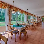 Haus Oberland Hotel