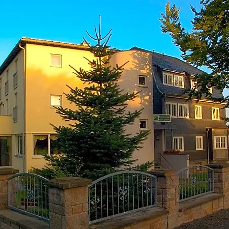 Hotel Haus Oberland Masserberg