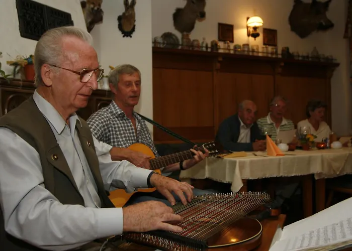 Haus Oberland Hotel 3*