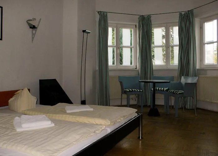 Haus Oberland Hotel 3*